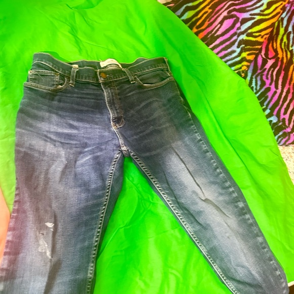 Blue jeans - Picture 1 of 1